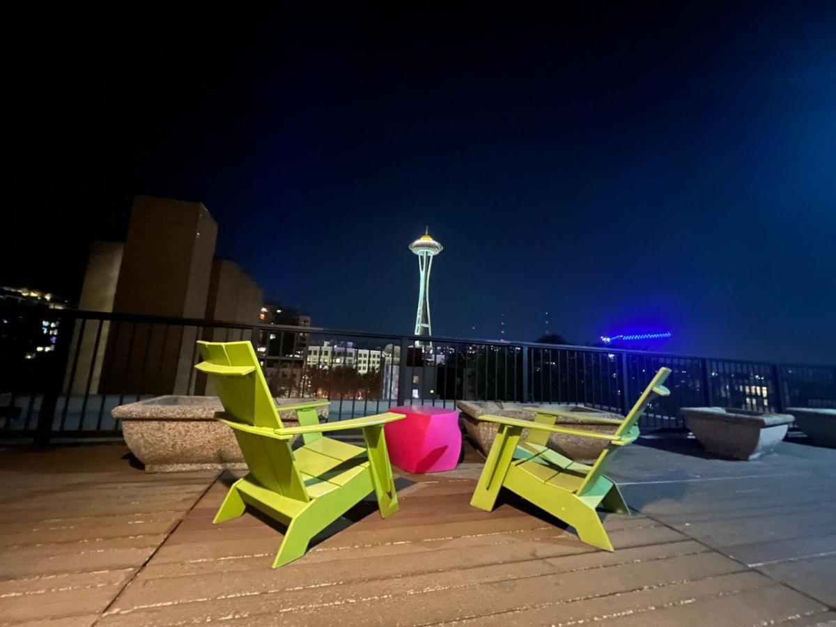 Cozy Downtown Condo Retreat With Space Needle View Seattle Luaran gambar